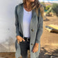 Cardigan da donna con cappuccio e bottoni