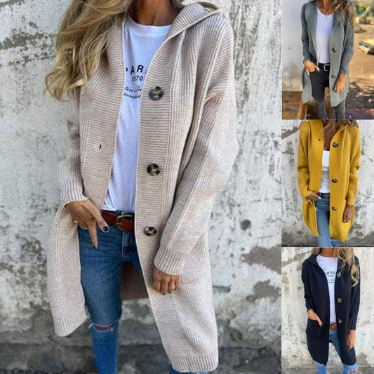 Cardigan da donna con cappuccio e bottoni